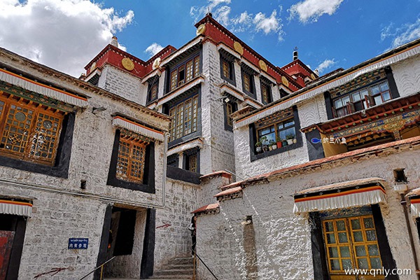 西藏旅游花費