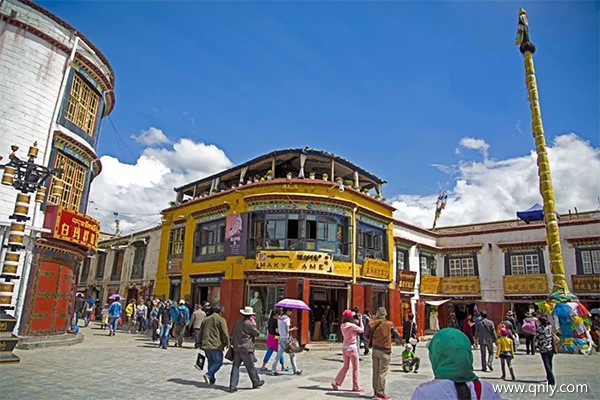 旅游西藏大概多少錢