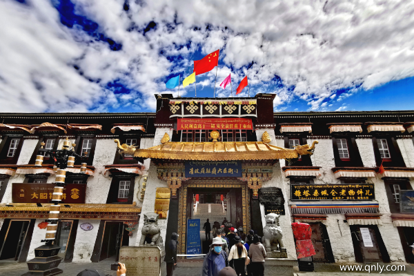 拉薩必去旅游景點