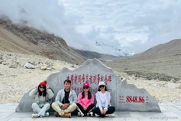 去珠峰旅游大概需要多少錢