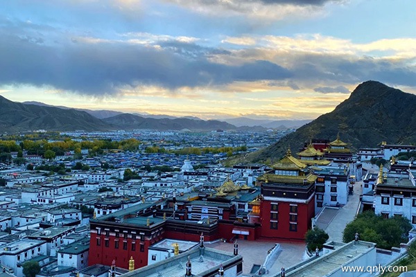 威海到拉薩旅游一周費用是多少